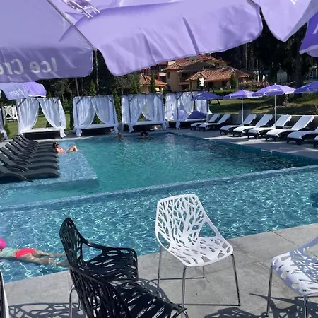 Paradise Hotel Tsigov Chark