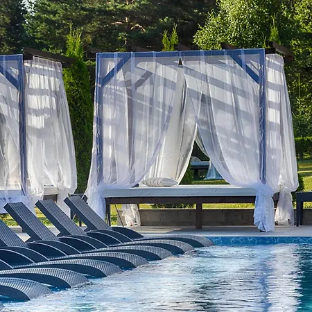 Paradise Hotel
