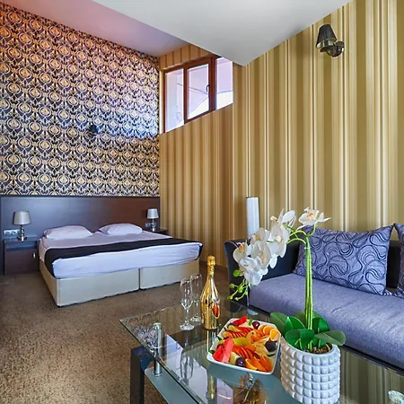 Hotel Paradise 3*