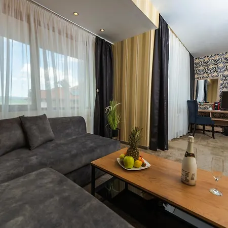 Paradise Hotell
