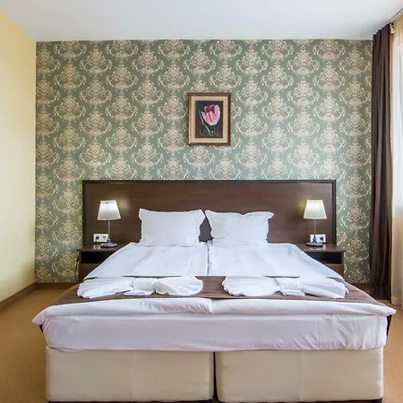 Hotel Paradise 3*